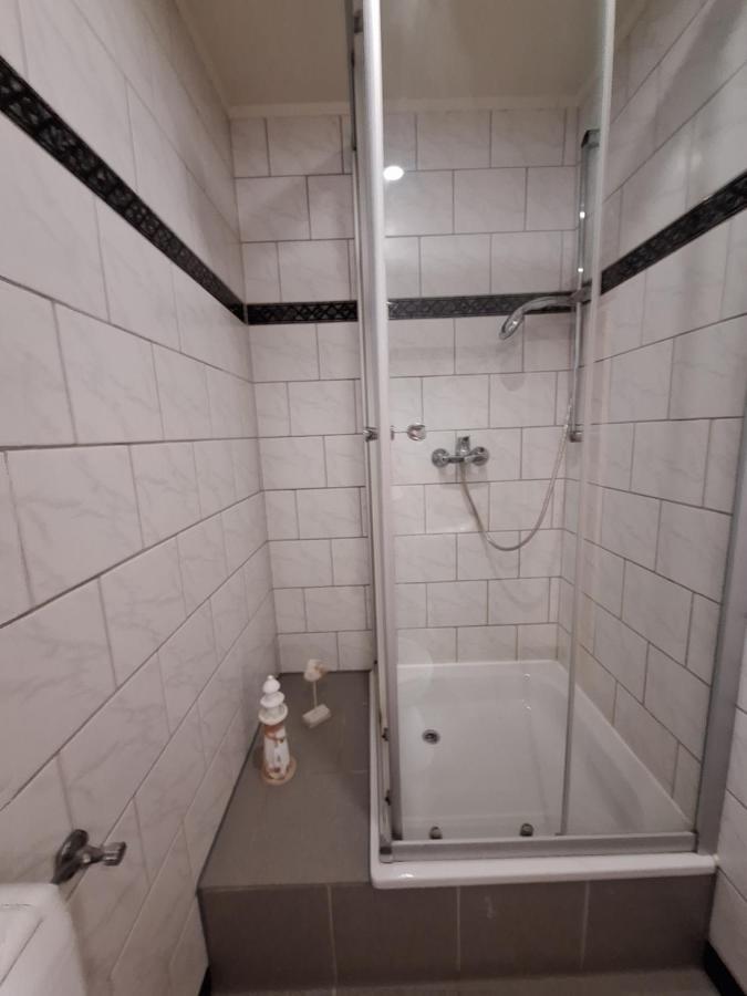Gaststaette Und Pension Zur Schiene Merseburg Ngoại thất bức ảnh